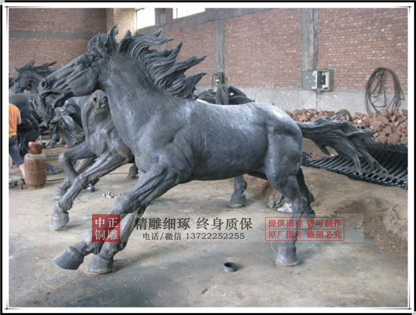 不銹鋼馬雕塑價(jià)格.jpg