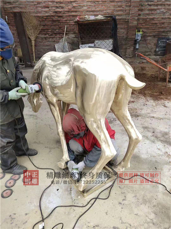 室外纯铜鹿.jpg