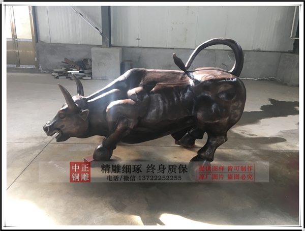 大型铜牛雕塑厂.jpg