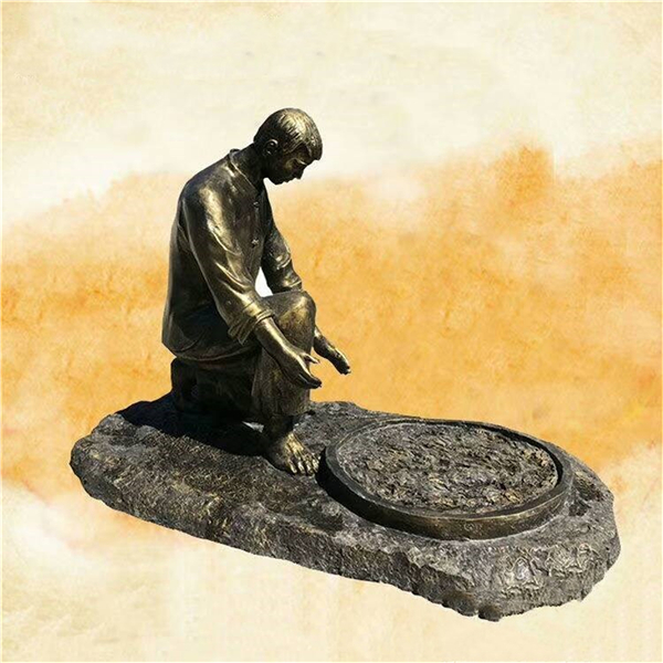 晾茶铜雕塑.jpg