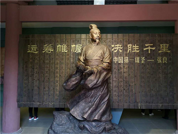 加工张量铜雕塑.jpg