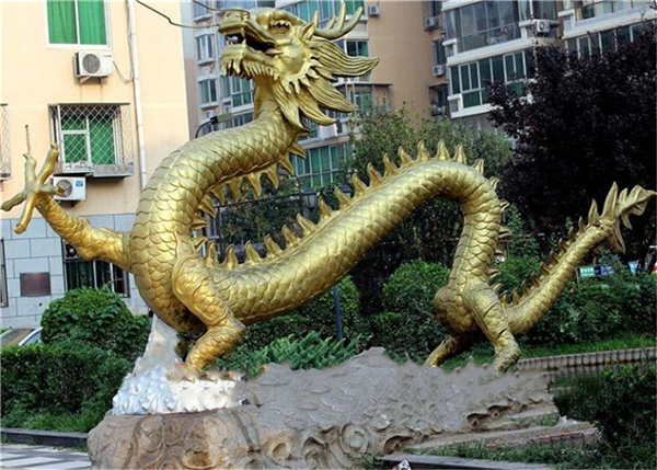 铜龙雕塑图片.jpg