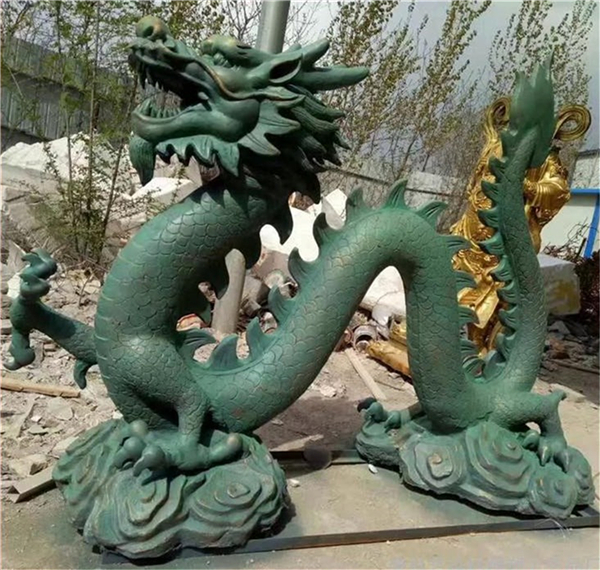 青龙雕塑图片.jpg
