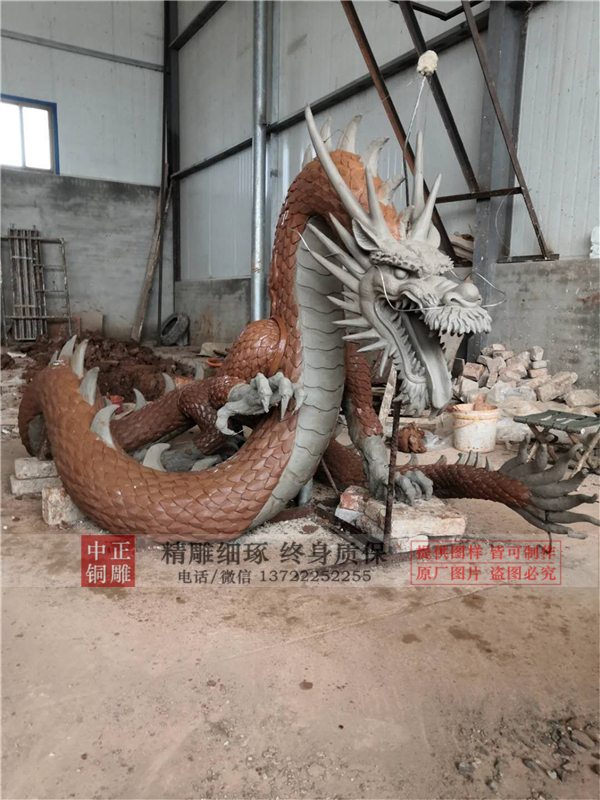 加工龙雕塑.jpg