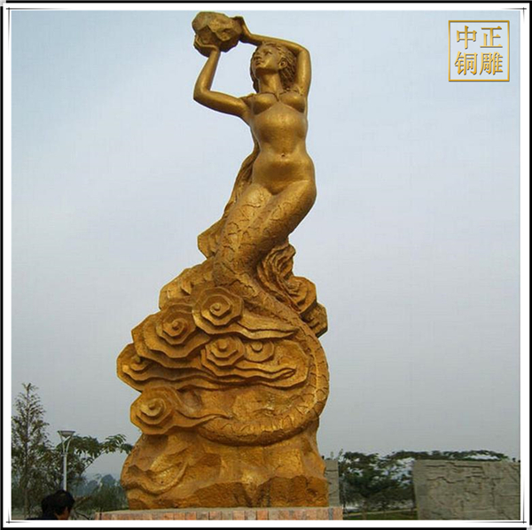 女娲铜雕塑.jpg