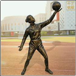 打排球人物铜雕塑