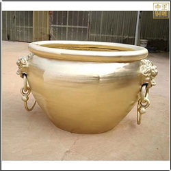 现代鎏金铜缸铸造