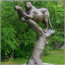 豹子爬树动物雕塑