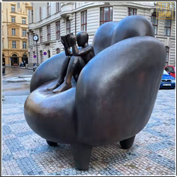 抽象广场人物看书铜雕塑 