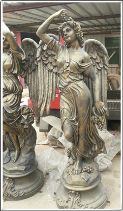 四季女神铜像多高