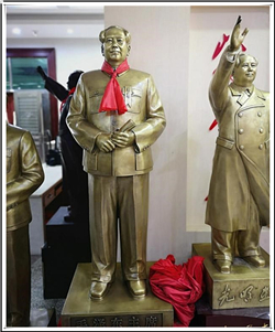 毛主席名人雕塑图片