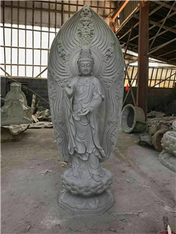 铸铜三面观音