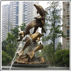 喷水海豚雕塑